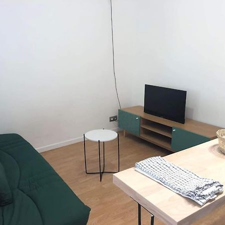 Studio Confortable Pres De Paris Apartamento Villejuif Exterior foto